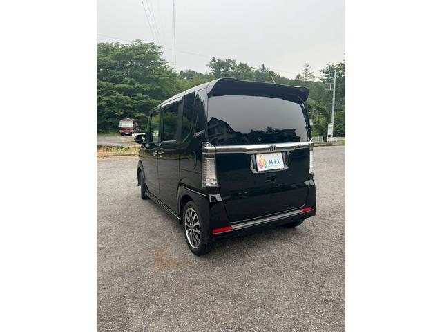 Ｎ－ＢＯＸカスタム Ｇ　ターボＳＳブラックスタイルパッケージ　ＥＴＣ　バックカメラ　両側電動スライドドア　ナビ　ＴＶ　オートクルーズコントロール　衝突被害軽減システム　オートライト　ＨＩＤ　スマートキー　アイドリングストップ　電動格納ミラー　ベンチシート　ＣＶＴ（14枚目）