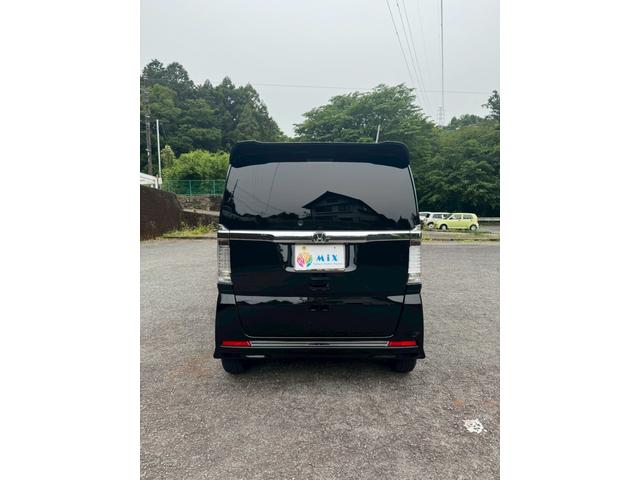 Ｎ－ＢＯＸカスタム Ｇ　ターボＳＳブラックスタイルパッケージ　ＥＴＣ　バックカメラ　両側電動スライドドア　ナビ　ＴＶ　オートクルーズコントロール　衝突被害軽減システム　オートライト　ＨＩＤ　スマートキー　アイドリングストップ　電動格納ミラー　ベンチシート　ＣＶＴ（15枚目）