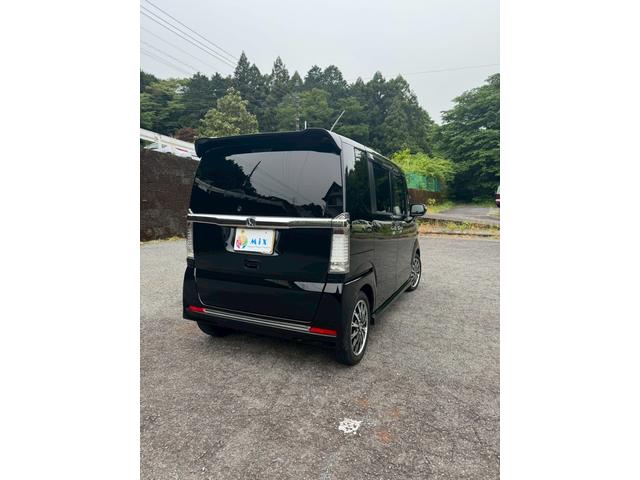 Ｎ－ＢＯＸカスタム Ｇ　ターボＳＳブラックスタイルパッケージ　ＥＴＣ　バックカメラ　両側電動スライドドア　ナビ　ＴＶ　オートクルーズコントロール　衝突被害軽減システム　オートライト　ＨＩＤ　スマートキー　アイドリングストップ　電動格納ミラー　ベンチシート　ＣＶＴ（16枚目）