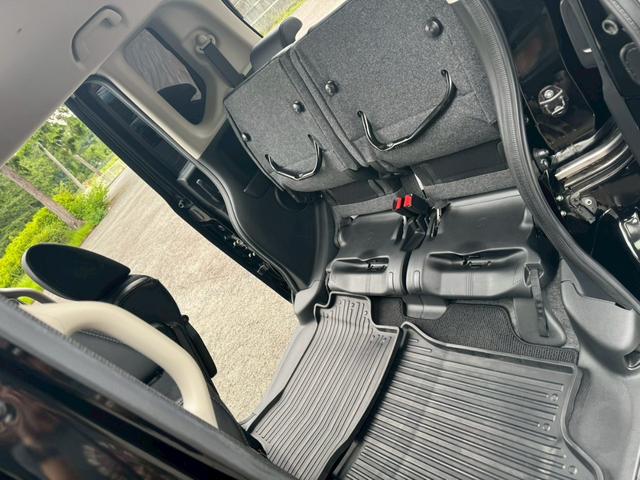 Ｎ－ＢＯＸカスタム Ｇ　ターボＳＳブラックスタイルパッケージ　ＥＴＣ　バックカメラ　両側電動スライドドア　ナビ　ＴＶ　オートクルーズコントロール　衝突被害軽減システム　オートライト　ＨＩＤ　スマートキー　アイドリングストップ　電動格納ミラー　ベンチシート　ＣＶＴ（38枚目）