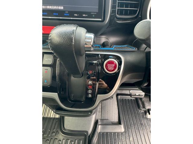 Ｎ－ＢＯＸカスタム Ｇ　ターボＳＳブラックスタイルパッケージ　ＥＴＣ　バックカメラ　両側電動スライドドア　ナビ　ＴＶ　オートクルーズコントロール　衝突被害軽減システム　オートライト　ＨＩＤ　スマートキー　アイドリングストップ　電動格納ミラー　ベンチシート　ＣＶＴ（46枚目）