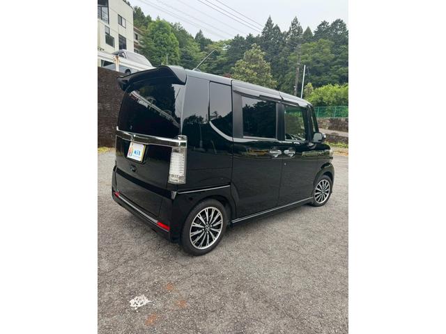 Ｎ－ＢＯＸカスタム Ｇ　ターボＳＳブラックスタイルパッケージ　ＥＴＣ　バックカメラ　両側電動スライドドア　ナビ　ＴＶ　オートクルーズコントロール　衝突被害軽減システム　オートライト　ＨＩＤ　スマートキー　アイドリングストップ　電動格納ミラー　ベンチシート　ＣＶＴ（68枚目）