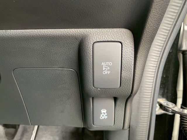 Ｎ－ＢＯＸカスタム Ｇ　ターボＳＳブラックスタイルパッケージ　ＥＴＣ　バックカメラ　両側電動スライドドア　ナビ　ＴＶ　オートクルーズコントロール　衝突被害軽減システム　オートライト　ＨＩＤ　スマートキー　アイドリングストップ　電動格納ミラー　ベンチシート　ＣＶＴ（76枚目）