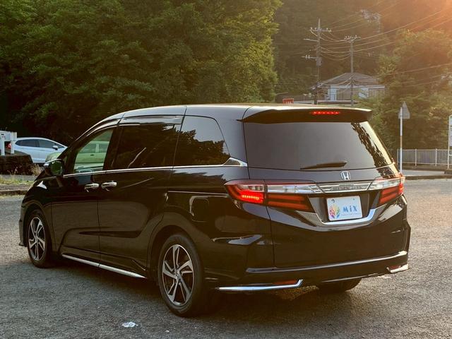 オデッセイ アブソルート　ＥＴＣ　バックカメラ　ナビ　オートクルーズコントロール　衝突被害軽減システム　両側電動スライドドア　オートライト　ＬＥＤヘッドランプ　スマートキー　アイドリングストップ　電動格納ミラー　３列シート（17枚目）