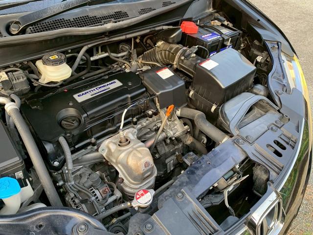 オデッセイ アブソルート　ＥＴＣ　バックカメラ　ナビ　オートクルーズコントロール　衝突被害軽減システム　両側電動スライドドア　オートライト　ＬＥＤヘッドランプ　スマートキー　アイドリングストップ　電動格納ミラー　３列シート（20枚目）