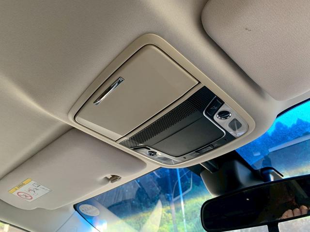 オデッセイ アブソルート　ＥＴＣ　バックカメラ　ナビ　オートクルーズコントロール　衝突被害軽減システム　両側電動スライドドア　オートライト　ＬＥＤヘッドランプ　スマートキー　アイドリングストップ　電動格納ミラー　３列シート（26枚目）