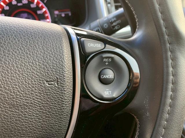 オデッセイ アブソルート　ＥＴＣ　バックカメラ　ナビ　オートクルーズコントロール　衝突被害軽減システム　両側電動スライドドア　オートライト　ＬＥＤヘッドランプ　スマートキー　アイドリングストップ　電動格納ミラー　３列シート（31枚目）