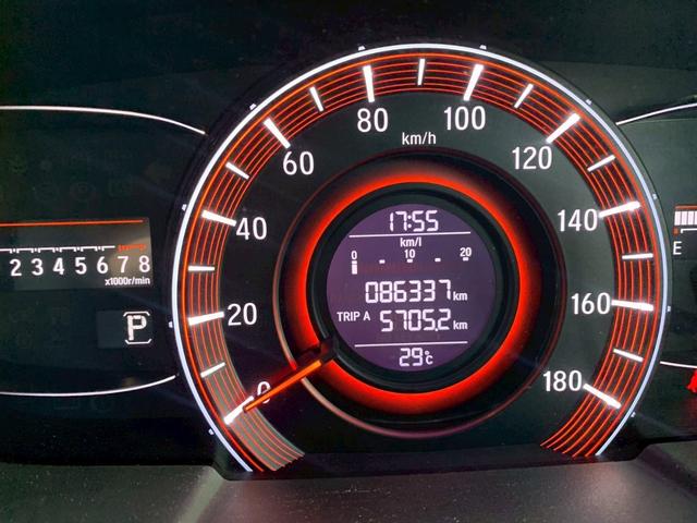 オデッセイ アブソルート　ＥＴＣ　バックカメラ　ナビ　オートクルーズコントロール　衝突被害軽減システム　両側電動スライドドア　オートライト　ＬＥＤヘッドランプ　スマートキー　アイドリングストップ　電動格納ミラー　３列シート（34枚目）