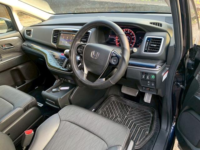 オデッセイ アブソルート　ＥＴＣ　バックカメラ　ナビ　オートクルーズコントロール　衝突被害軽減システム　両側電動スライドドア　オートライト　ＬＥＤヘッドランプ　スマートキー　アイドリングストップ　電動格納ミラー　３列シート（44枚目）