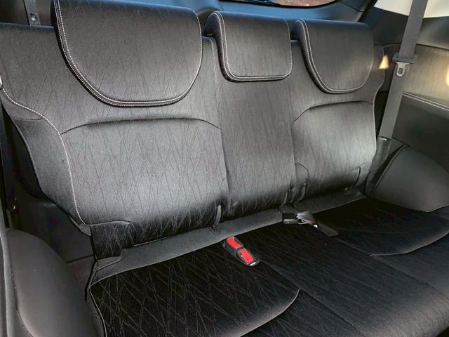 オデッセイ アブソルート　ＥＴＣ　バックカメラ　ナビ　オートクルーズコントロール　衝突被害軽減システム　両側電動スライドドア　オートライト　ＬＥＤヘッドランプ　スマートキー　アイドリングストップ　電動格納ミラー　３列シート（48枚目）