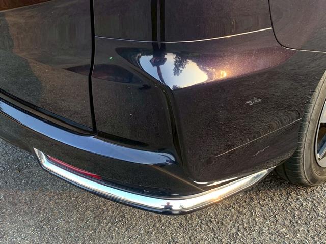 オデッセイ アブソルート　ＥＴＣ　バックカメラ　ナビ　オートクルーズコントロール　衝突被害軽減システム　両側電動スライドドア　オートライト　ＬＥＤヘッドランプ　スマートキー　アイドリングストップ　電動格納ミラー　３列シート（52枚目）