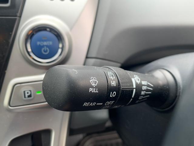 プリウスアルファ Ｓツーリングセレクション　ＥＴＣ　バックカメラ　ナビ　ＴＶ　アルミホイール　オートライト　ヘッドライトウォッシャー　スマートキー　電動格納ミラー　ＣＶＴ　盗難防止システム　衝突安全ボディ　ＡＢＳ　ＣＤ　ＵＳＢ　エアコン（8枚目）