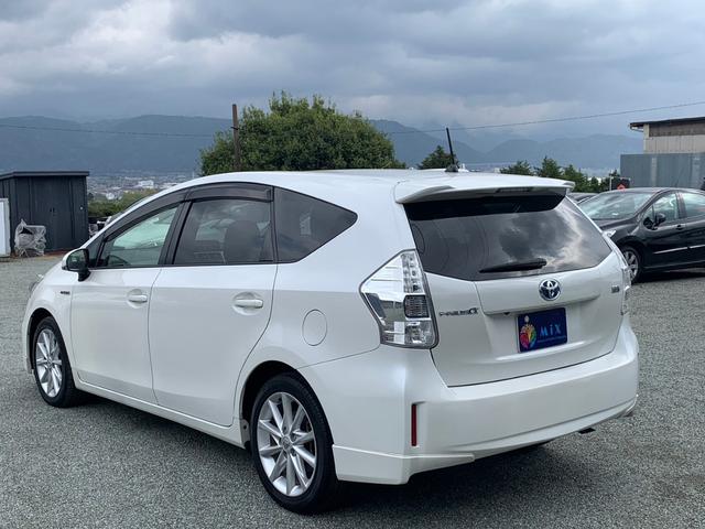 プリウスアルファ Ｓツーリングセレクション　ＥＴＣ　バックカメラ　ナビ　ＴＶ　アルミホイール　オートライト　ヘッドライトウォッシャー　スマートキー　電動格納ミラー　ＣＶＴ　盗難防止システム　衝突安全ボディ　ＡＢＳ　ＣＤ　ＵＳＢ　エアコン（17枚目）