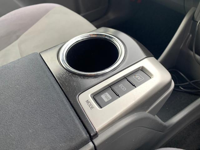 プリウスアルファ Ｓツーリングセレクション　ＥＴＣ　バックカメラ　ナビ　ＴＶ　アルミホイール　オートライト　ヘッドライトウォッシャー　スマートキー　電動格納ミラー　ＣＶＴ　盗難防止システム　衝突安全ボディ　ＡＢＳ　ＣＤ　ＵＳＢ　エアコン（35枚目）