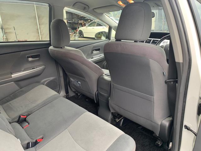 プリウスアルファ Ｓツーリングセレクション　ＥＴＣ　バックカメラ　ナビ　ＴＶ　アルミホイール　オートライト　ヘッドライトウォッシャー　スマートキー　電動格納ミラー　ＣＶＴ　盗難防止システム　衝突安全ボディ　ＡＢＳ　ＣＤ　ＵＳＢ　エアコン（46枚目）