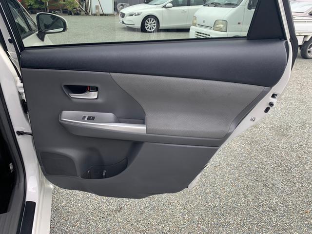 プリウスアルファ Ｓツーリングセレクション　ＥＴＣ　バックカメラ　ナビ　ＴＶ　アルミホイール　オートライト　ヘッドライトウォッシャー　スマートキー　電動格納ミラー　ＣＶＴ　盗難防止システム　衝突安全ボディ　ＡＢＳ　ＣＤ　ＵＳＢ　エアコン（49枚目）