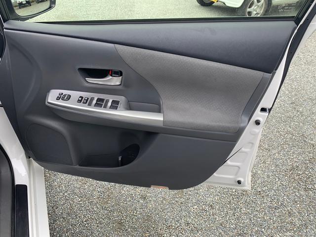 プリウスアルファ Ｓツーリングセレクション　ＥＴＣ　バックカメラ　ナビ　ＴＶ　アルミホイール　オートライト　ヘッドライトウォッシャー　スマートキー　電動格納ミラー　ＣＶＴ　盗難防止システム　衝突安全ボディ　ＡＢＳ　ＣＤ　ＵＳＢ　エアコン（52枚目）