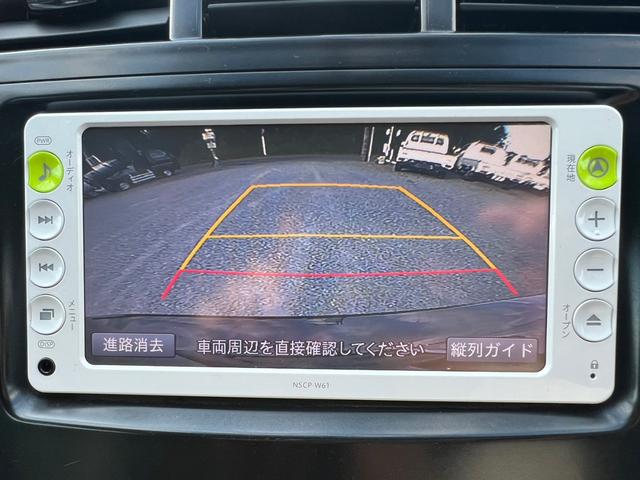 プリウスアルファ Ｓ　バックカメラ　ナビ　ＴＶ　アルミホイール　オートライト　ヘッドライトウォッシャー　スマートキー　電動格納ミラー　ＣＶＴ　盗難防止システム　衝突安全ボディ　ＡＢＳ　エアコン　パワーステアリング（4枚目）
