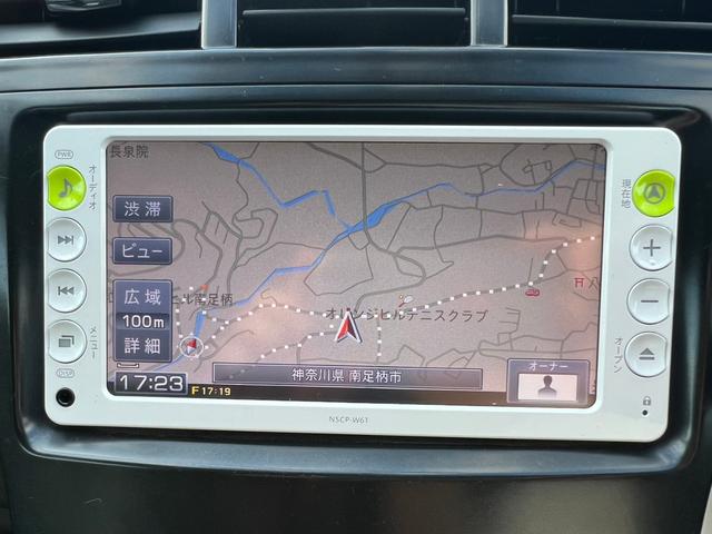 プリウスアルファ Ｓ　バックカメラ　ナビ　ＴＶ　アルミホイール　オートライト　ヘッドライトウォッシャー　スマートキー　電動格納ミラー　ＣＶＴ　盗難防止システム　衝突安全ボディ　ＡＢＳ　エアコン　パワーステアリング（5枚目）