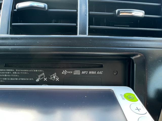 プリウスアルファ Ｓ　バックカメラ　ナビ　ＴＶ　アルミホイール　オートライト　ヘッドライトウォッシャー　スマートキー　電動格納ミラー　ＣＶＴ　盗難防止システム　衝突安全ボディ　ＡＢＳ　エアコン　パワーステアリング（7枚目）