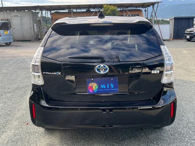 プリウスアルファ Ｓ　バックカメラ　ナビ　ＴＶ　アルミホイール　オートライト　ヘッドライトウォッシャー　スマートキー　電動格納ミラー　ＣＶＴ　盗難防止システム　衝突安全ボディ　ＡＢＳ　エアコン　パワーステアリング（16枚目）