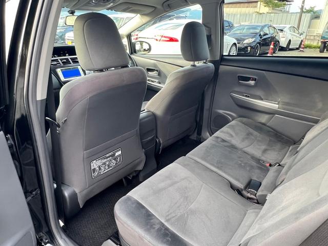 プリウスアルファ Ｓ　バックカメラ　ナビ　ＴＶ　アルミホイール　オートライト　ヘッドライトウォッシャー　スマートキー　電動格納ミラー　ＣＶＴ　盗難防止システム　衝突安全ボディ　ＡＢＳ　エアコン　パワーステアリング（30枚目）