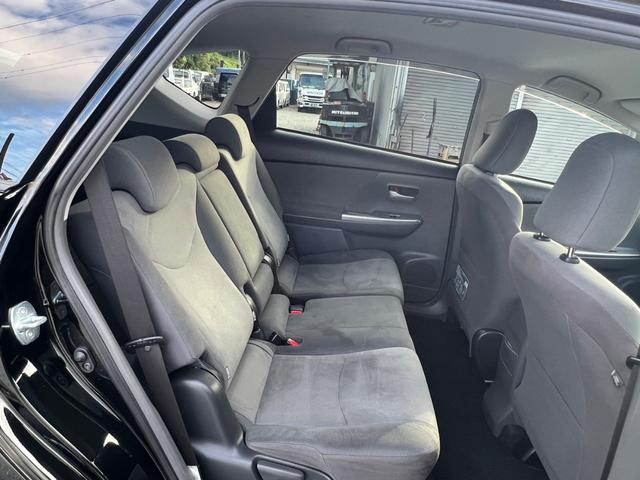 プリウスアルファ Ｓ　バックカメラ　ナビ　ＴＶ　アルミホイール　オートライト　ヘッドライトウォッシャー　スマートキー　電動格納ミラー　ＣＶＴ　盗難防止システム　衝突安全ボディ　ＡＢＳ　エアコン　パワーステアリング（37枚目）