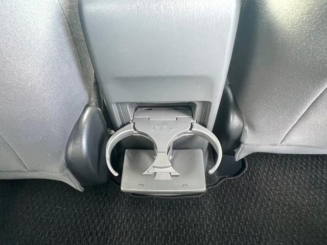 プリウスアルファ Ｓ　バックカメラ　ナビ　ＴＶ　アルミホイール　オートライト　ヘッドライトウォッシャー　スマートキー　電動格納ミラー　ＣＶＴ　盗難防止システム　衝突安全ボディ　ＡＢＳ　エアコン　パワーステアリング（60枚目）