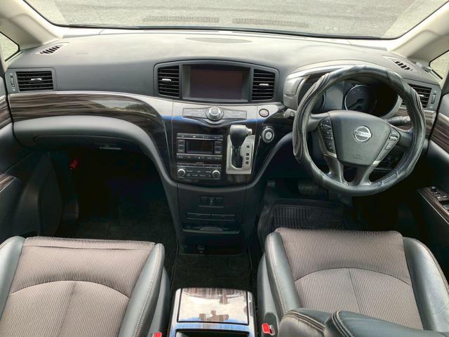 エルグランド ２５０ハイウェイスター　ドライブレコーダー　全周囲カメラ　ナビ　ＴＶ　クリアランスソナー　オートクルーズコントロール　両側電動スライドドア　オートライト　ＬＥＤヘッドランプ　サンルーフ　スマートキー　電動格納ミラー（2枚目）