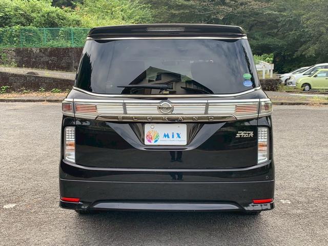 エルグランド ２５０ハイウェイスター　ドライブレコーダー　全周囲カメラ　ナビ　ＴＶ　クリアランスソナー　オートクルーズコントロール　両側電動スライドドア　オートライト　ＬＥＤヘッドランプ　サンルーフ　スマートキー　電動格納ミラー（18枚目）