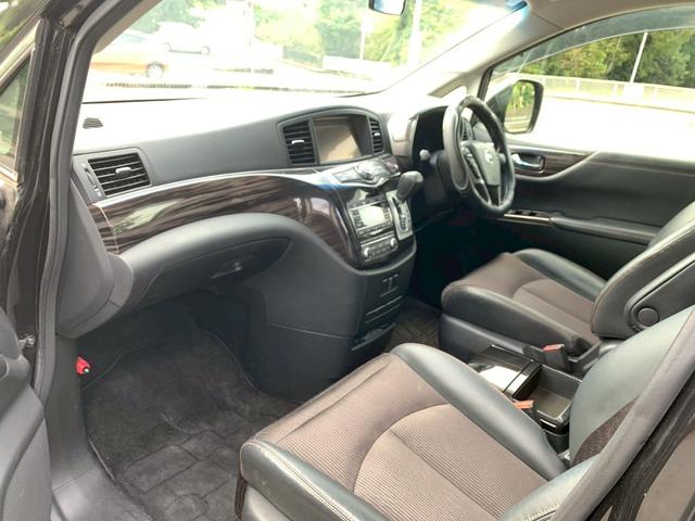 エルグランド ２５０ハイウェイスター　ドライブレコーダー　全周囲カメラ　ナビ　ＴＶ　クリアランスソナー　オートクルーズコントロール　両側電動スライドドア　オートライト　ＬＥＤヘッドランプ　サンルーフ　スマートキー　電動格納ミラー（31枚目）