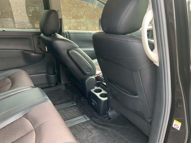 エルグランド ２５０ハイウェイスター　ドライブレコーダー　全周囲カメラ　ナビ　ＴＶ　クリアランスソナー　オートクルーズコントロール　両側電動スライドドア　オートライト　ＬＥＤヘッドランプ　サンルーフ　スマートキー　電動格納ミラー（40枚目）