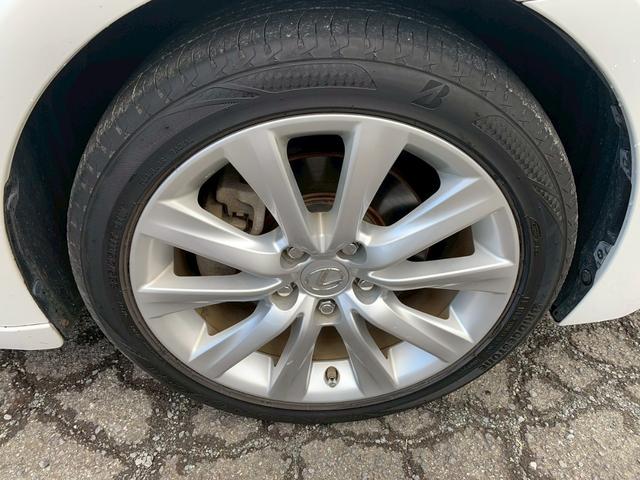 ＩＳ ＩＳ３００ｈ　バージョンＬ　ＥＴＣ　クリアランスソナー　オートクルーズコントロール　バックカメラ　ナビ　ＴＶ　アルミホイール　オートライト　ＬＥＤヘッドランプ　ＣＶＴ　シートヒーター　シートエアコン　スマートキー（26枚目）