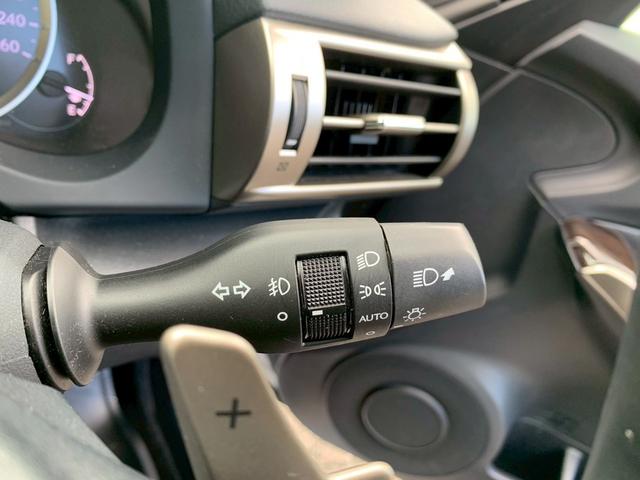 ＩＳ ＩＳ３００ｈ　バージョンＬ　ＥＴＣ　クリアランスソナー　オートクルーズコントロール　バックカメラ　ナビ　ＴＶ　アルミホイール　オートライト　ＬＥＤヘッドランプ　ＣＶＴ　シートヒーター　シートエアコン　スマートキー（34枚目）