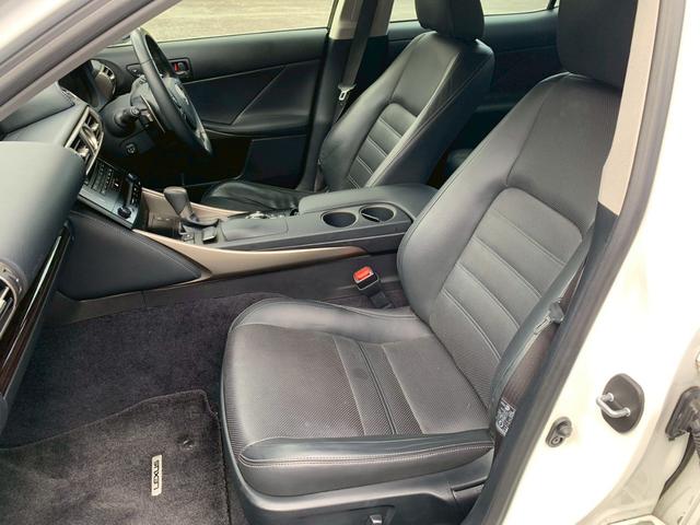 ＩＳ ＩＳ３００ｈ　バージョンＬ　ＥＴＣ　クリアランスソナー　オートクルーズコントロール　バックカメラ　ナビ　ＴＶ　アルミホイール　オートライト　ＬＥＤヘッドランプ　ＣＶＴ　シートヒーター　シートエアコン　スマートキー（50枚目）