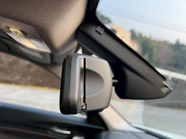 １シリーズ １２０ｉ　スポーツ　ＥＴＣ　バックカメラ　ナビ　クリアランスソナー　アルミホイール　オートライト　ＨＩＤ　パワーシート　ターボ　スマートキー　アイドリングストップ　ＡＴ　盗難防止システム　ＡＢＳ　ＥＳＣ　ＣＤ　エアコン（11枚目）
