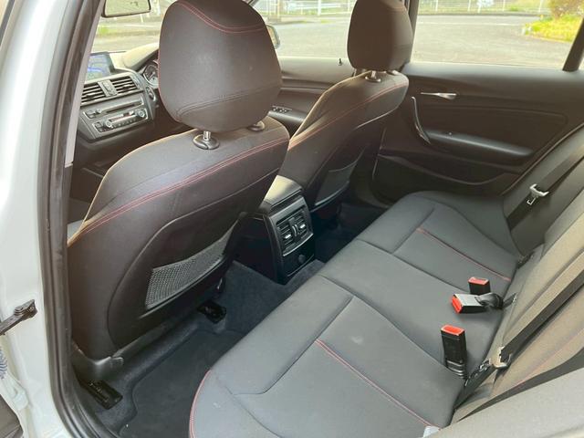 １シリーズ １２０ｉ　スポーツ　ＥＴＣ　バックカメラ　ナビ　クリアランスソナー　アルミホイール　オートライト　ＨＩＤ　パワーシート　ターボ　スマートキー　アイドリングストップ　ＡＴ　盗難防止システム　ＡＢＳ　ＥＳＣ　ＣＤ　エアコン（43枚目）