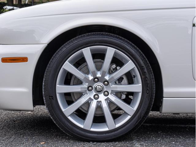 ���[�ԑO�ɂ͎��ДF�؍H��ɂē_�������̏ゲ�[�Ԓv���܂��B