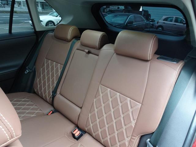 バディ ２０ＤＸ　４ＷＤ　本革シート　サンルーフ　デジタルインナーミラー　ブラインドスポットモニター　社外ナビ　フルセグＴＶ　シートヒーター　パワーシート　ヴィンテージホイール（17枚目）