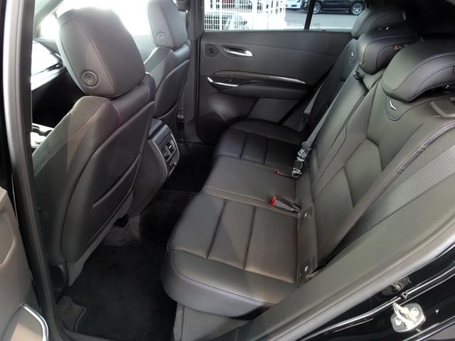 キャデラックＸＴ４ スポーツ　ワンオーナー　４ＷＤ　純正２０インチＡＷ　全周囲カメラ　３３インチディスプレイオーディオ　ＡｐｐｌｅＣａｒｐｌａｙ　Ａｎｄｒｏｉｄａｕｔｏ　アダプティブクルーズコントロール　ステアリングヒーター（17枚目）