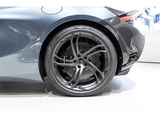 ７５０Ｓ ４．０　スポーツエキゾースト　レーシングシート　内外装カーボンファイバー（15枚目）