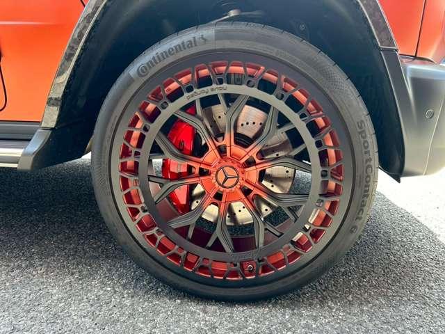 Gクラス G63 マグノヒーローエディション WD 限定車 manufakturプログラムプラス ドライカーボンフェンダー カーボンインテリアPKG カーボンステアリング(4枚目)