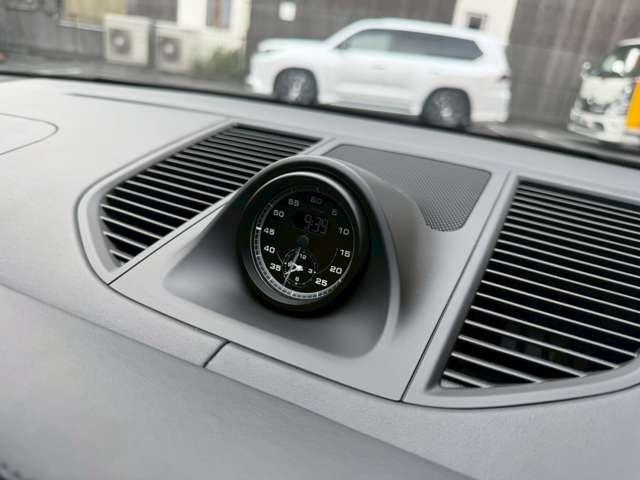 マカン マカンGTS PDK 4WD パノラマSR ターボデザインAW BOSE スポーツクロノPKG スポーツエグゾースト ブラックレザー シートヒーター(21枚目)