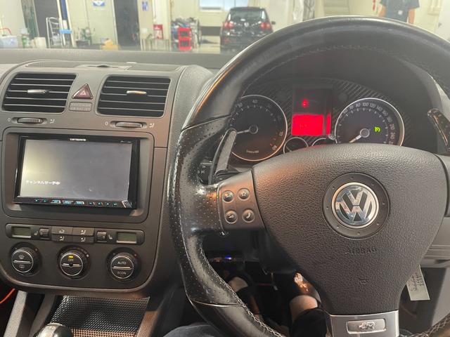 ゴルフ Ｒ３２（2枚目）