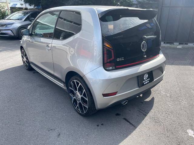 ���݂����̂��Ԃ̍�������{���Ă���܂��B���Y�ԁA�A���Ԋ֌W�Ȃ������k���������B