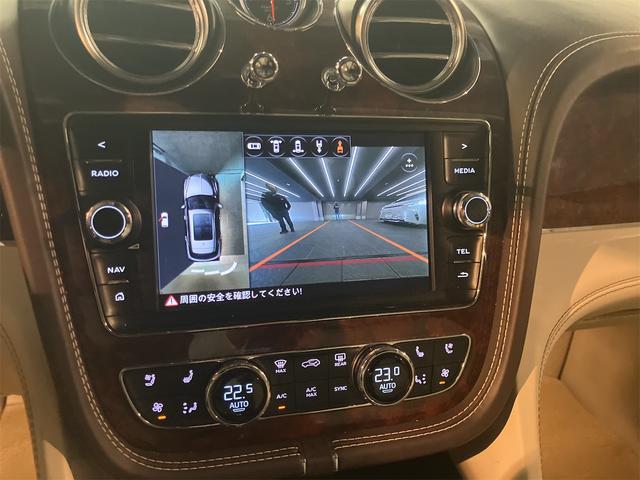 ベンテイガ ベースグレード　ラッピング　マットグレー　ドア内張　６．０ツインターボ　４ＷＤ（10枚目）