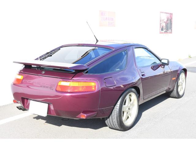 ９２８ ９２８Ｓ４エクスクルーシブ　ＭＩＺＷＡ　正規ディーラー車　ＲＵＦ１８インチＡＷ　新品タイヤ交換済み　車検Ｒ９．３．６まで（38枚目）