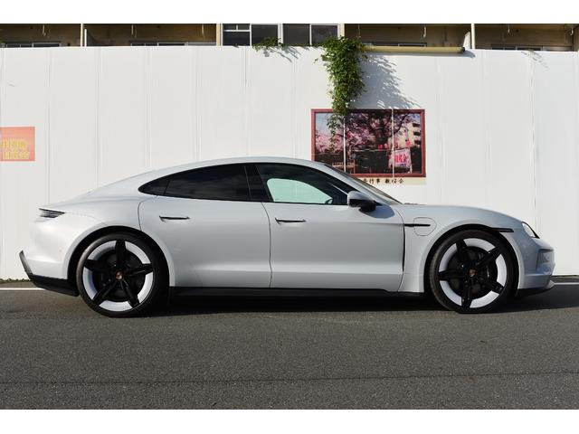 タイカン タイカン パフォーマンスバッテリープラス 正規ディーラー車 パフォーマンスバッテリープラス 4+1シート アイスグレーメタリック OP255+プレミアムコーティング・前後ドラレコOP20 新車保証継承可 取扱説明書 保証書 スペアキー(20枚目)