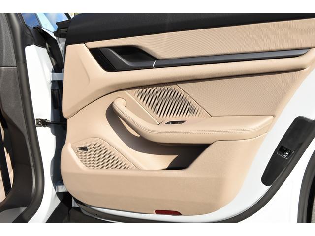 タイカン タイカン パフォーマンスバッテリープラス 正規ディーラー車 パフォーマンスバッテリープラス 4+1シート アイスグレーメタリック OP255+プレミアムコーティング・前後ドラレコOP20 新車保証継承可 取扱説明書 保証書 スペアキー(42枚目)