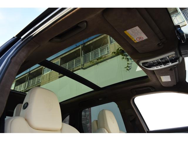 カイエン ターボ　ＴＥＣＨＡＲＴ　ＭＡＧＮＵＭワイドボディ記載変更済み（車幅１９９ｃｍ）　ＦＯＲＧＥＤ２２インチＡＷ　カーボンボンネット（20枚目）